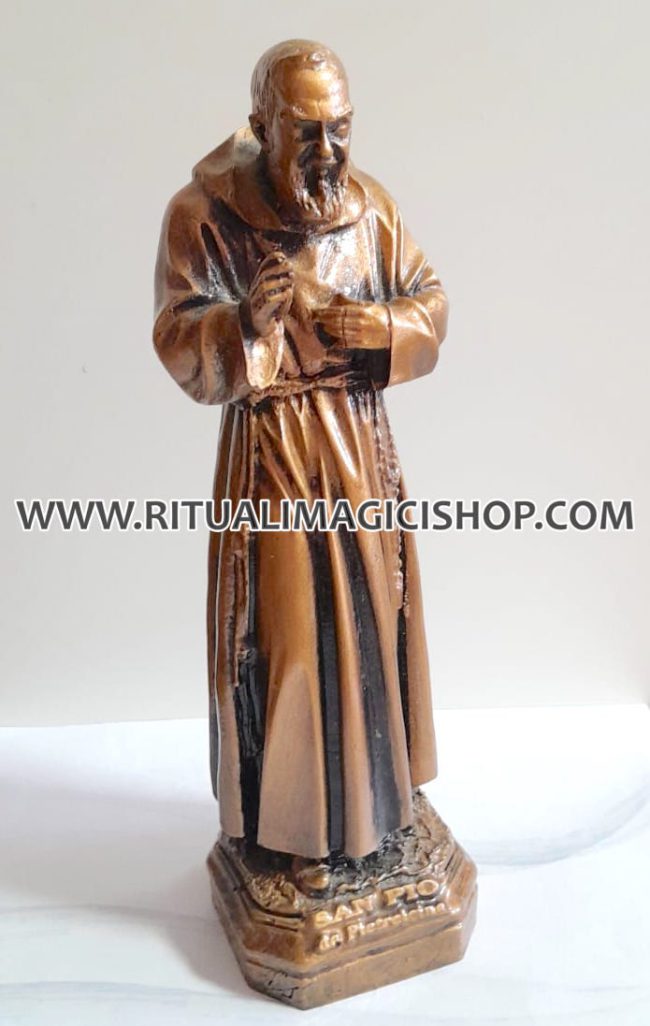 Statua di Padre Pio